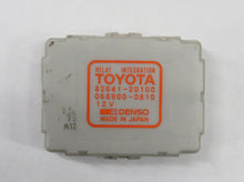 Laden Sie das Bild in den Galerie-Viewer, Toyota Celica T18 Relais Modul 82641-20100