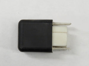 Toyota Celica T18 Relais Schwarz 90987-04002 Denso 056700-6780
