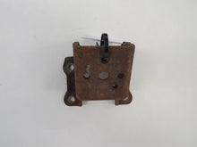 Laden Sie das Bild in den Galerie-Viewer, Toyota Celica TA4 RA4 1.6 (78-82) Motorhalter vorn links