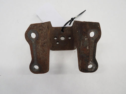 Toyota Celica TA4 RA4 1.6 (78-82) Motorhalter vorn links