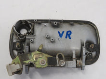 Laden Sie das Bild in den Galerie-Viewer, Mazda RX-7 FC (85-91) Türgriff Türöffner Klinke aussen Tür vorn rechts