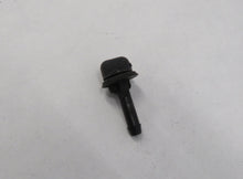 Laden Sie das Bild in den Galerie-Viewer, Mazda RX-7 FC (85-91) Waschdüse vorn Motorhaube