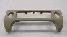 Laden Sie das Bild in den Galerie-Viewer, Range Rover III L322 Abdeckung Mittelkonsole Armaturenbrett Mitte Beige 9314-P0030