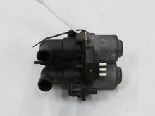Laden Sie das Bild in den Galerie-Viewer, Mercedes Benz W124 W201 R129 Heizungsventil Duoventil 0008306584 1147412015