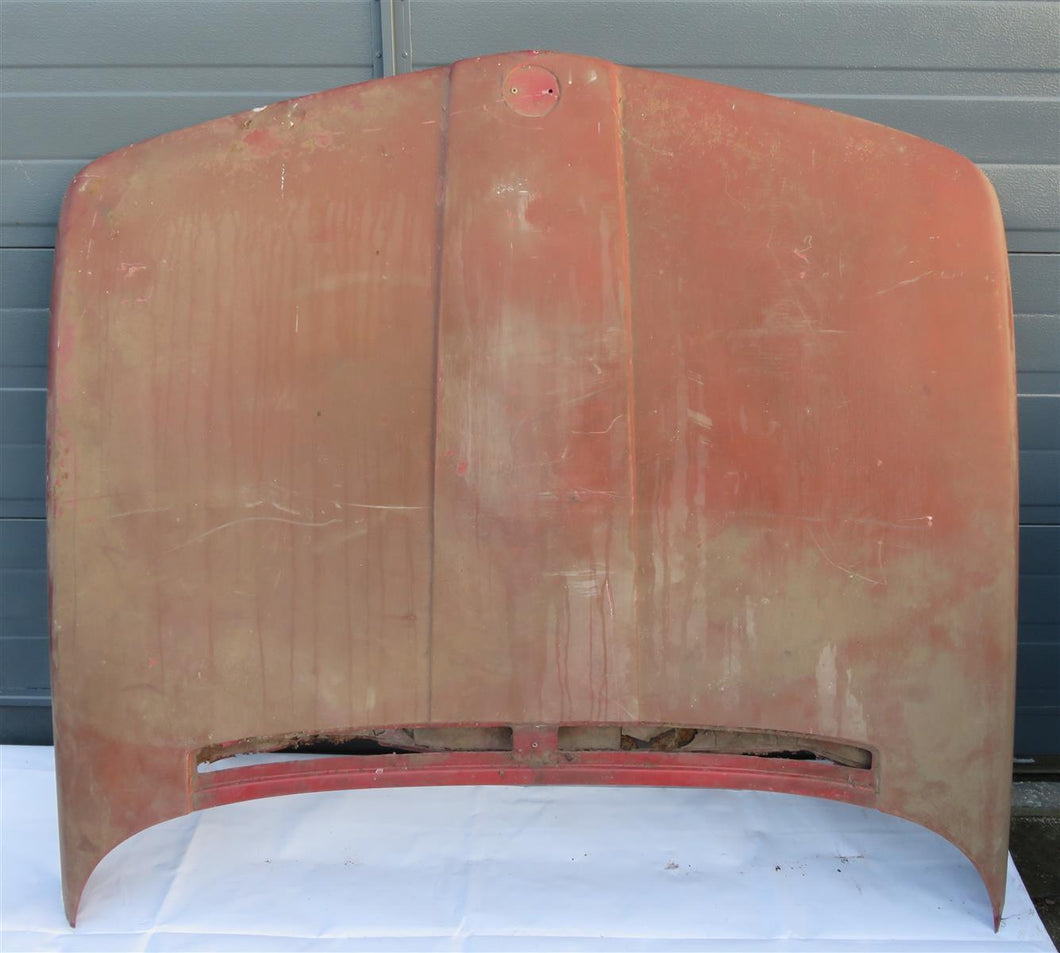 BMW E12 M5 Alpina Motorhaube rot langer Lufteinlass