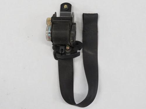 Toyota Celica T18 Sicherheitsgurt Gurt Anschnallgurt vorn links