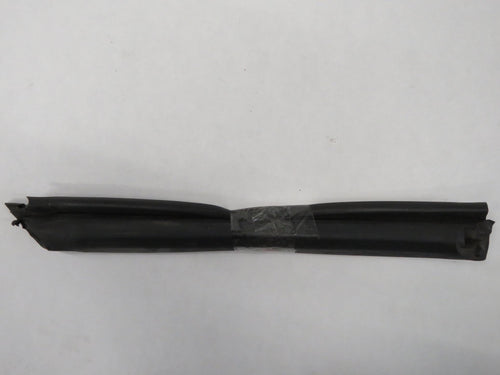 Jaguar X100 XKR XK8 Cabrio Dichtung Dach oben rechts Hood frame seal HJB7782AA