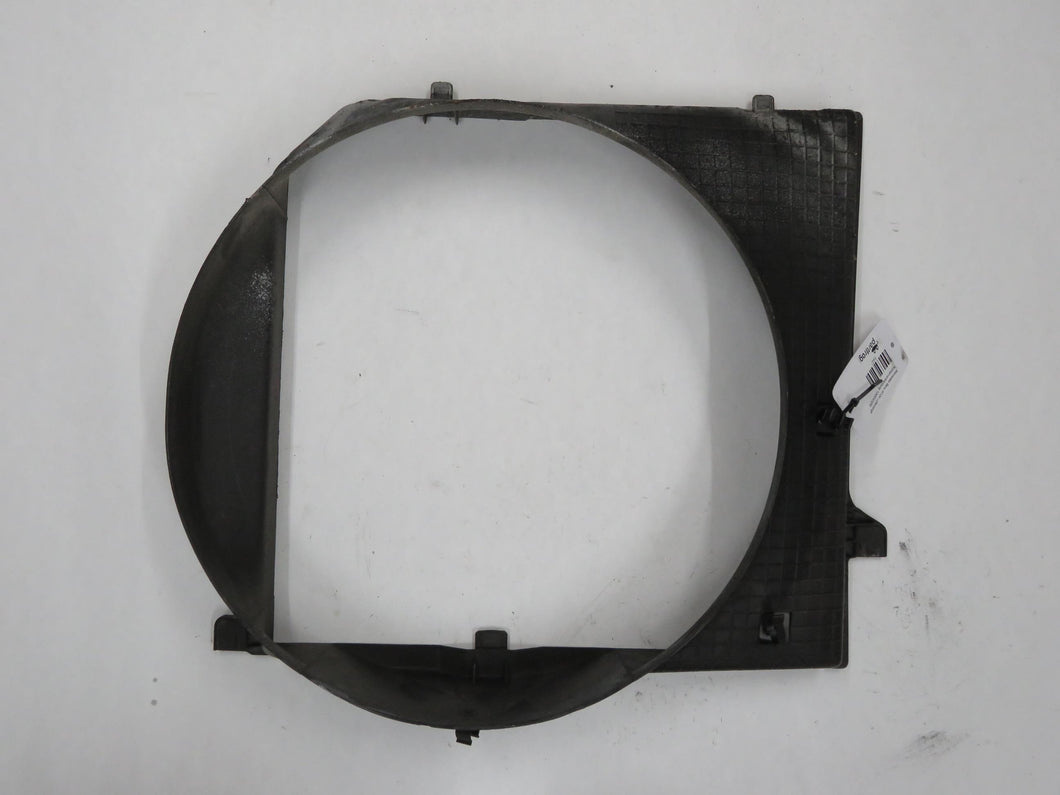 Mercedes Benz W124 Lüfterzarge Kühlerverkleidung 1245053255