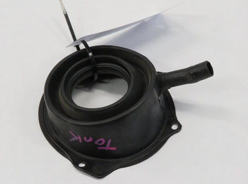 Jaguar X100 XKR XK8 Dichtung Ablauf Tankstutzen Fuel filler gaiter HJE3107AD