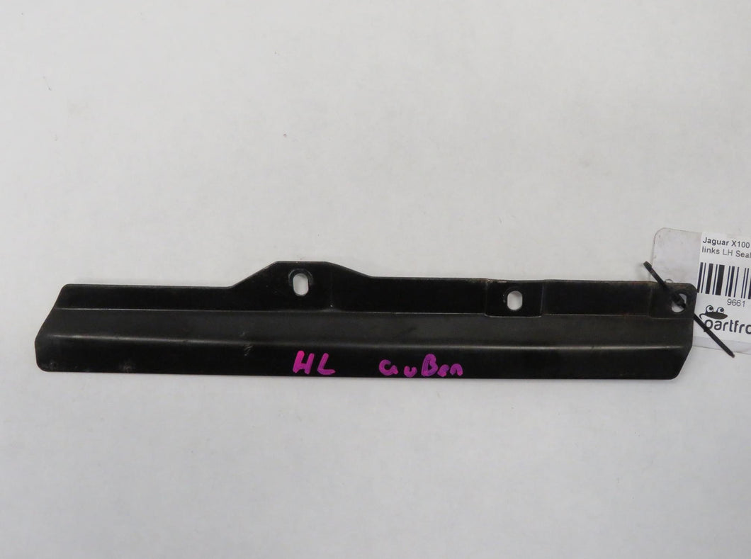 Jaguar X100 XKR XK8 Dichtungshalter links LH Seal Carrier HJA5759AB