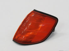 Laden Sie das Bild in den Galerie-Viewer, Mercedes Benz W140 Blinkleuchte Blinker Vorn Links A1408260143 1305233932