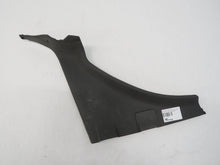 Laden Sie das Bild in den Galerie-Viewer, Mazda RX-7 FC (85-91) Seitenverkleidung Innenverkleidung hinten links unten FB0168551