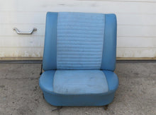 Laden Sie das Bild in den Galerie-Viewer, Simca 1301 1501 Special Beifahrersitz vorn rechts blau