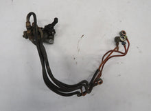 Laden Sie das Bild in den Galerie-Viewer, Mazda RX-7 FC (85-91) Ölpumpe Öleinspritzpumpe mit Leitungen