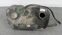 Laden Sie das Bild in den Galerie-Viewer, Range Rover III L322 3.6 TDV8 Tank Kraftstofftank Dieseltank