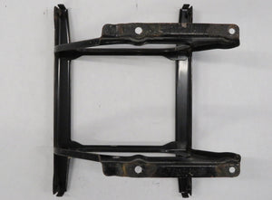 Mitsubishi Pajero Montero L040 Sitzkonsole vorn links oder rechts