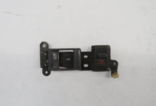 Laden Sie das Bild in den Galerie-Viewer, Mazda RX-7 FC (85-91) Türöffner innen Tür vorn links