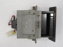 Laden Sie das Bild in den Galerie-Viewer, Nissan 300ZX Z31 Ascher Aschenbecher vorn Mittelkonsole braun