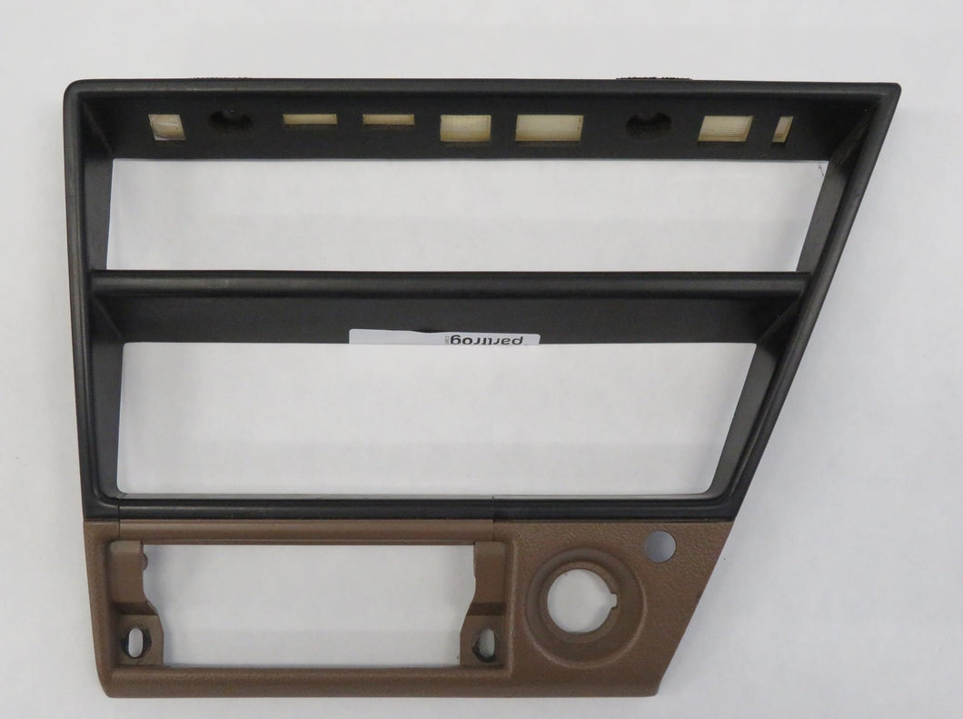 Nissan 300ZX Z31 Blende Abdeckung Mittelkonsole Mitte Armaturenbrett