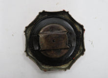 Laden Sie das Bild in den Galerie-Viewer, Simca 1301 1501 Special Öldeckel Deckel Öleinfüllstutzen