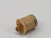 Laden Sie das Bild in den Galerie-Viewer, Toyota Celica T18 Filter Belüftung Entlüftung Tank Kraftstofftank Benzintank