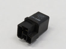 Laden Sie das Bild in den Galerie-Viewer, Nissan 300ZX Z31 200SX S12 Relais schwarz 25230C9961