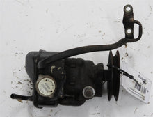 Laden Sie das Bild in den Galerie-Viewer, Mitsubishi Pajero Montero L040 2.6 Lenkhilfepumpe Servopumpe