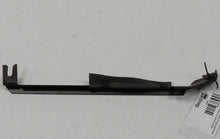 Laden Sie das Bild in den Galerie-Viewer, Jaguar X100 XKR XK8 Dichtungshalter hinten innen links LH Seal Carrier HJA5673AB