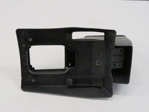 Mitsubishi Pajero Montero L040 Mittelkonsole Armlehne