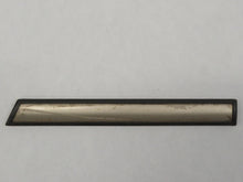 Laden Sie das Bild in den Galerie-Viewer, Nissan 300ZX Z31 Stossleiste Zierleiste vorn Kotflügel vorn rechts