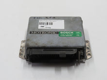 Laden Sie das Bild in den Galerie-Viewer, BMW E24 E23 E28 3.5 Motorsteuerteil Motronic Bosch 0261200011