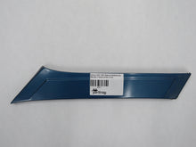 Laden Sie das Bild in den Galerie-Viewer, Simca 1301 1501 Special Abdeckung Blende C-Säule hinten links