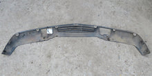 Laden Sie das Bild in den Galerie-Viewer, BMW E28 Frontspoiler 51711914512
