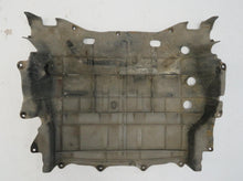 Laden Sie das Bild in den Galerie-Viewer, Mazda RX-7 FC (85-91) Unterfahrschutz Verkleidung vorn unter dem Motor