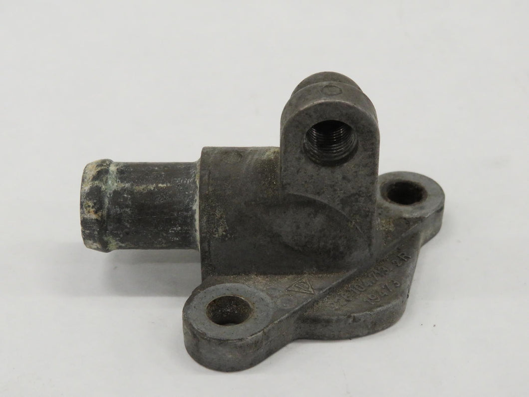 Porsche 928 S4 5.0 320PS M28 Wasserflansch Anschlussstutzen 92810471302