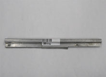 Laden Sie das Bild in den Galerie-Viewer, Simca 1301 1501 Special Einstiegsleiste Abdeckung Schweller hinten rechts