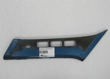 Laden Sie das Bild in den Galerie-Viewer, Simca 1301 1501 Special Abdeckung Verkleidung C-Säule hinten links