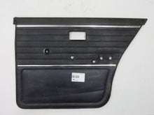 Laden Sie das Bild in den Galerie-Viewer, BMW E12 Türverkleidung Türpappe blau hinten rechts