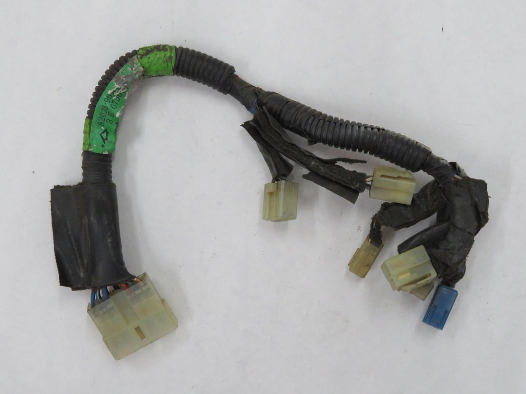 Toyota Land Cruiser HJ60 Stecker Kabelbaum Armaturenbrett 82028-90A