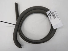 Laden Sie das Bild in den Galerie-Viewer, BMW E3 Türdichtung Dichtung Keder Filz Tür vorn rechts grau