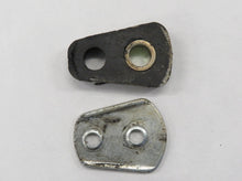 Laden Sie das Bild in den Galerie-Viewer, BMW E3 Schließführung Schloss Schließkeil Tür