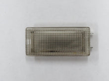 Laden Sie das Bild in den Galerie-Viewer, BMW E28 E32 E36 E30 E34 E31 Z3 Gepäckraumleuchte 63311378089