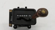 Laden Sie das Bild in den Galerie-Viewer, Mercedes Benz W124 Automatikschalthebel Schaltkulisse Schalthebel 1242670405