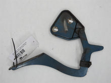 Laden Sie das Bild in den Galerie-Viewer, Simca 1301 1501 Special Halterung Scharnir Heckklappe hinten links