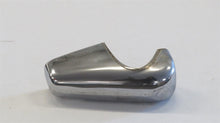 Laden Sie das Bild in den Galerie-Viewer, Jaguar XJ6 XJ12 Serie 2 Stoßstange Horn hinten links