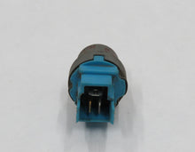 Laden Sie das Bild in den Galerie-Viewer, Toyota Land Cruiser HJ60 Relais Relay 24V 90987-01002