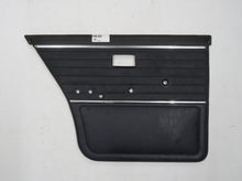 Laden Sie das Bild in den Galerie-Viewer, BMW E12 Türverkleidung Türpappe blau hinten links