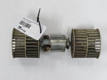 Laden Sie das Bild in den Galerie-Viewer, BMW E28 Heizgebläse Gebläsemotor Innenraumgebläse