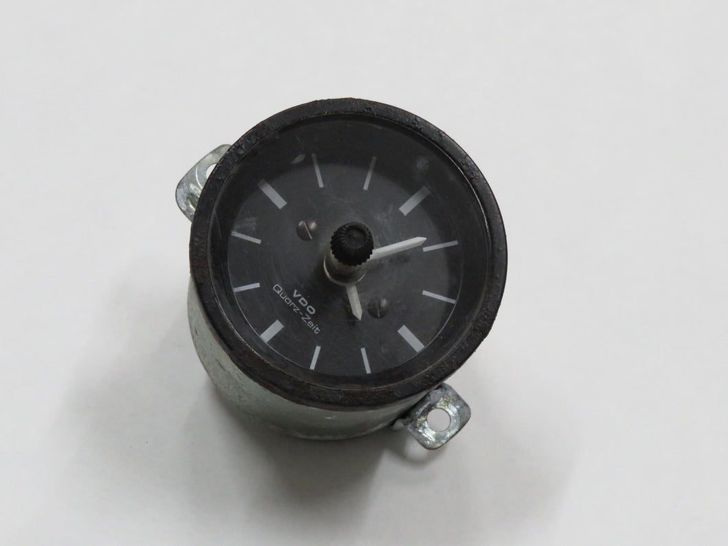 BMW E12 Uhr Zeituhr Analog Armaturenbrett Mittelkonsole