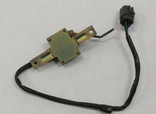 Laden Sie das Bild in den Galerie-Viewer, Nissan 300ZX Z31 Stellmotor Zentralverriegelung Tür vorn links